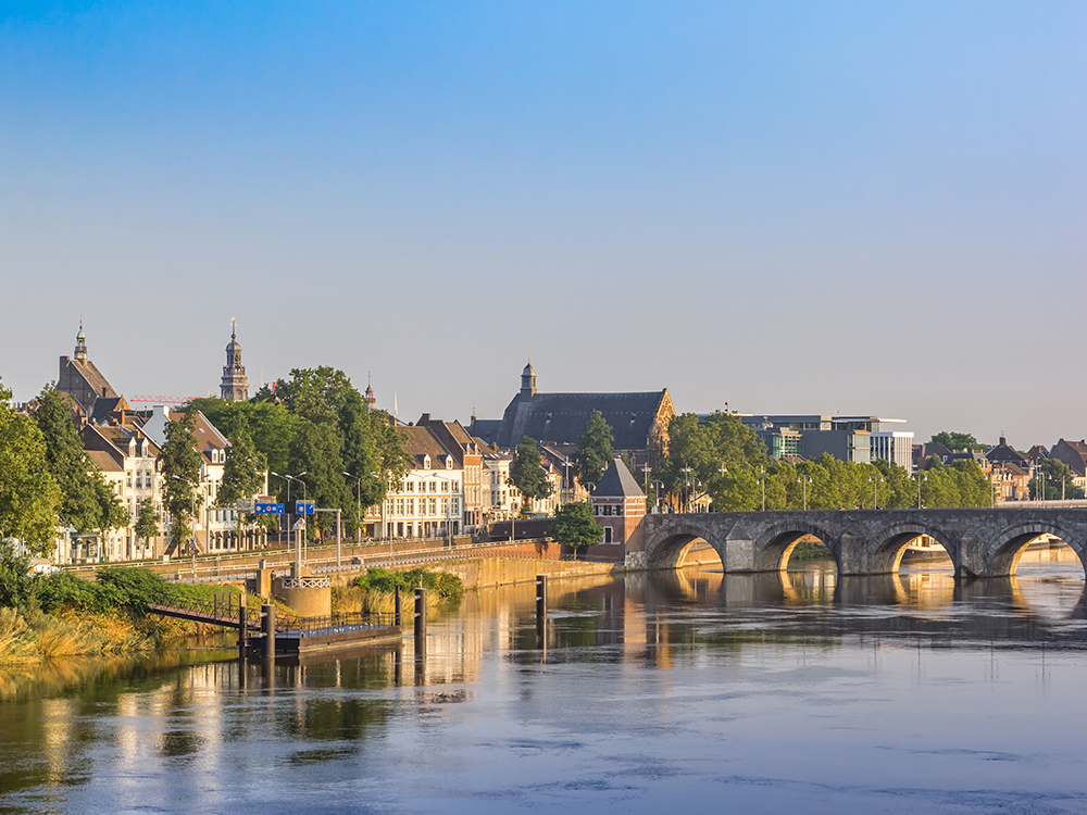 Maastricht 1000x750 maas
