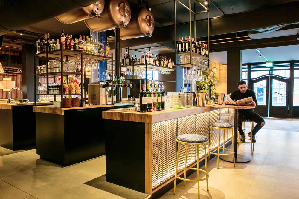 hotel marktstad schagen aanbieding voorzijde bar