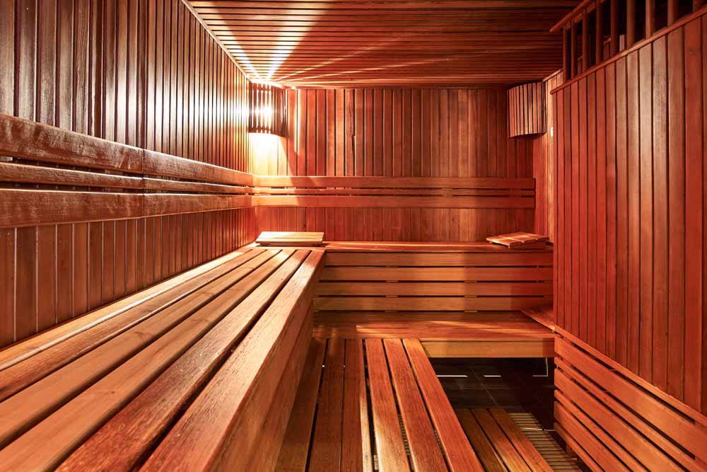 hotel met wellness brugge sauna radisson blu balmoral