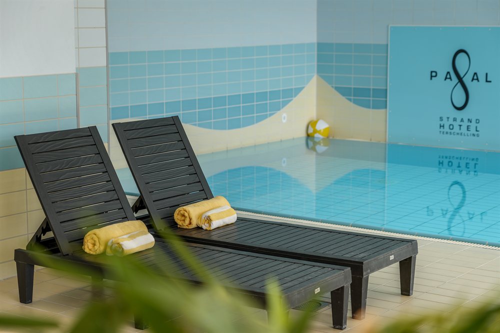 uitje nederland paal 8 hotel aan zee west terschelling