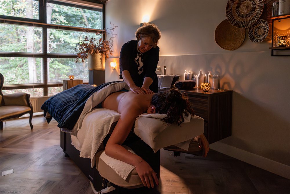 nachtje weg boeken oranjewoud drents friese woud