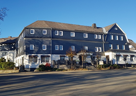 https://www.marrea.nl/upload/heading/hotel-altastenberg-ontdek-de-omgeving-van-winterberg-560x395_1.jpg