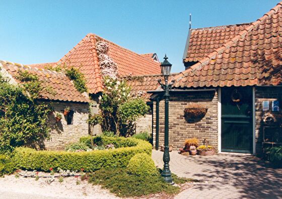 https://www.marrea.nl/upload/heading/hotel-de-walvisvaarder-proef-terschelling-3-daags-2025-560x395.jpg